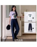 Spao 拿滑板大熊款短T 白